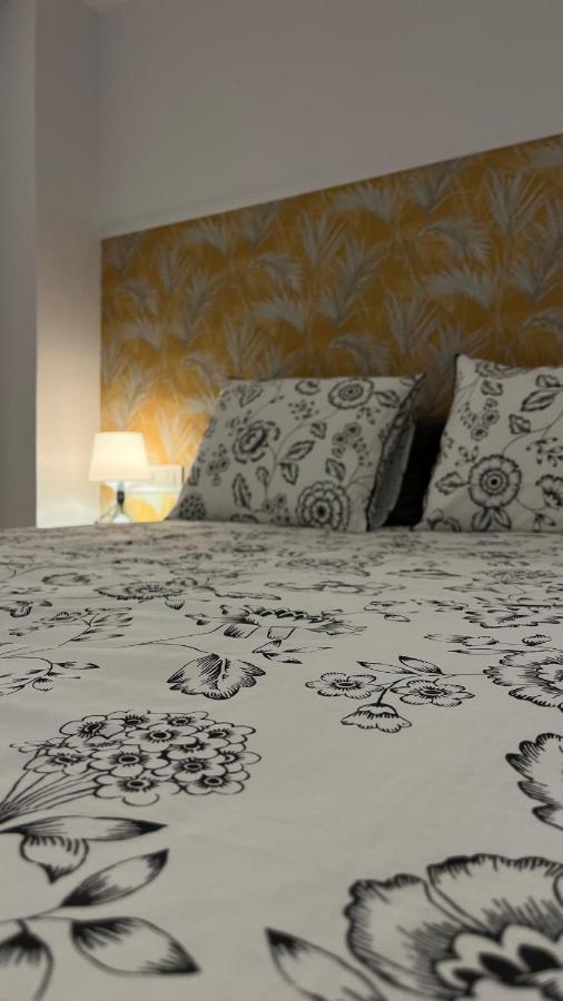 Maestranzamarycentro Apartment อาโกรูญา ภายนอก รูปภาพ