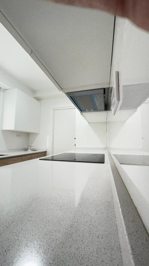 Maestranzamarycentro Apartment อาโกรูญา ภายนอก รูปภาพ